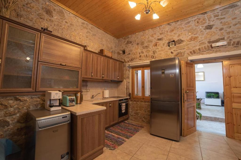 Menecrates Rustic - San Matteo Apartment Agios Matthaios  Exterior photo